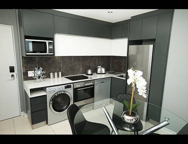 1 BEDROOM APARTMENT FOR SALE IN SANDOWN